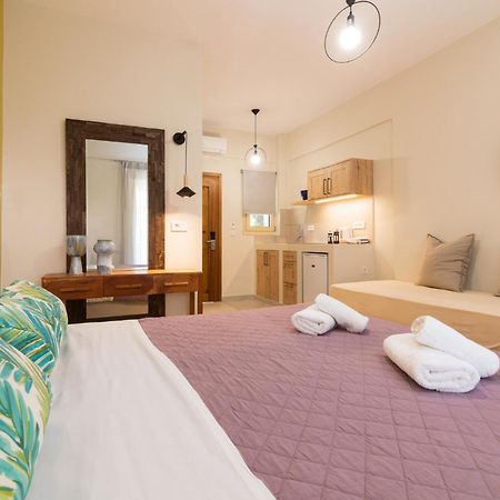 Lemonia Accommodations Agios Sostis  Exteriér fotografie