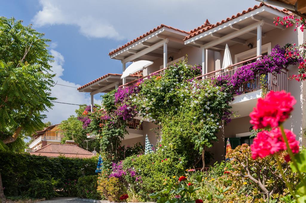 Lemonia Accommodations Agios Sostis  Exteriér fotografie